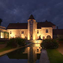 Amphore du Berry in Saint-Amand-Mont-Rond, France